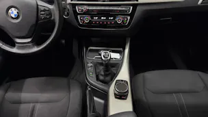 BMW 118d xDrive Essential Edition