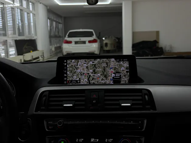 BMW 118d xDrive Essential Edition