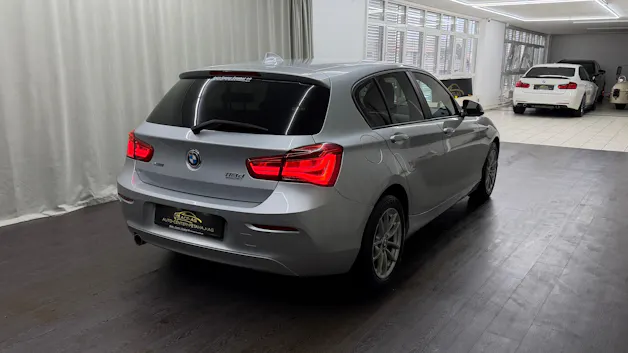 BMW 118d xDrive Essential Edition