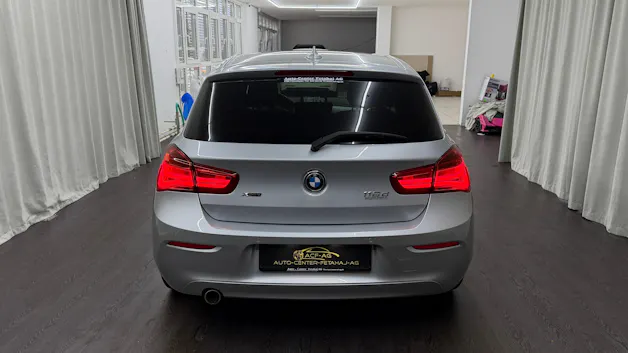 BMW 118d xDrive Essential Edition