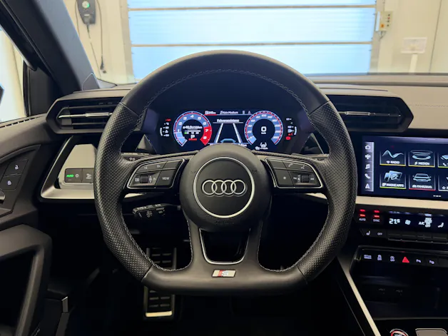 Audi S3 Sportback 2.0 TFSI quattro S-tronic