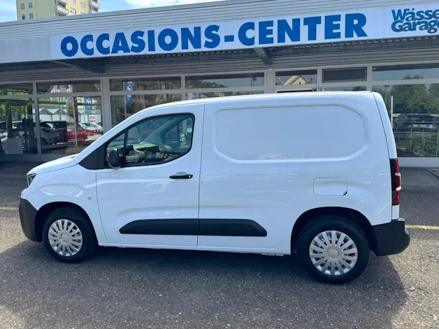 Peugeot Blue HDi 75 Pro L1