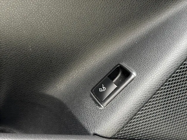 Mercedes-Benz CLA 200 Night Star 7G-DCT