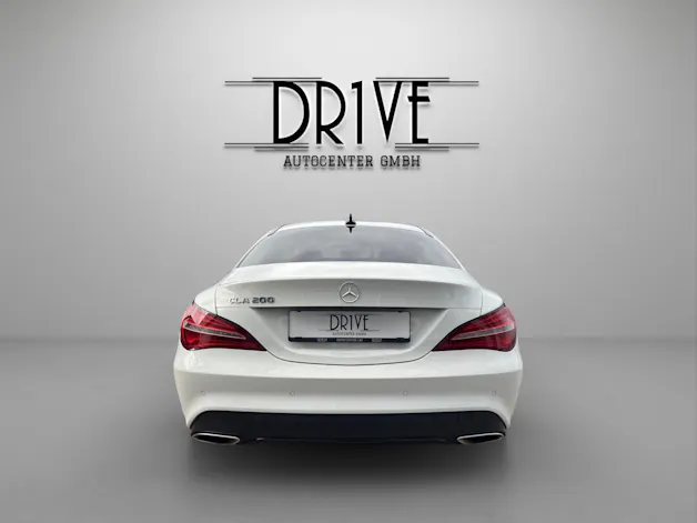 Mercedes-Benz CLA 200 Night Star 7G-DCT