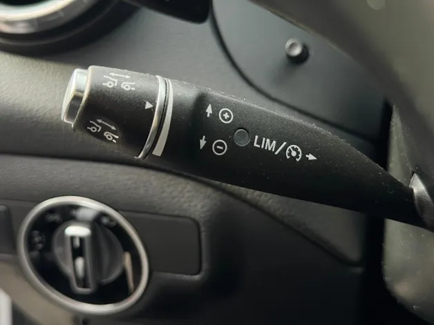Mercedes-Benz CLA 200 Night Star 7G-DCT