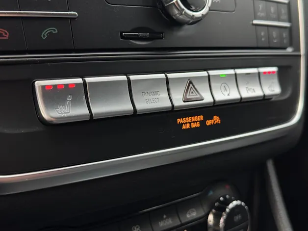 Mercedes-Benz CLA 200 Night Star 7G-DCT
