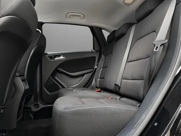 Mercedes-Benz B 180 7G-DCT