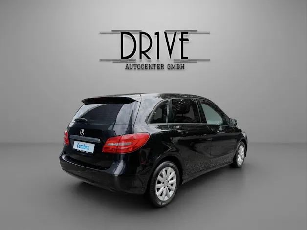 Mercedes-Benz B 180 7G-DCT