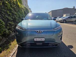 Hyundai Kona EV Bluelink Edition