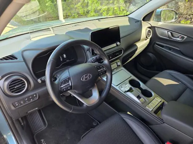 Hyundai Kona EV Bluelink Edition