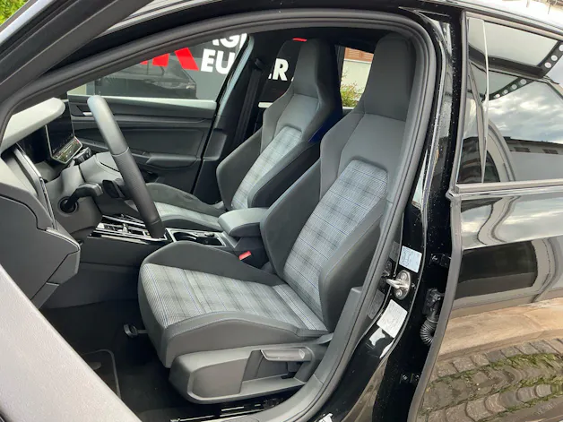 VW Golf 1.5 TSI eHYBRID 272PS GTE *** ÜBER 100KM ELEKTRISCHE REICHWEITE ***