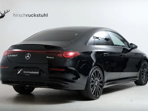Mercedes-Benz CLA 220 4Matic 7G-DCT