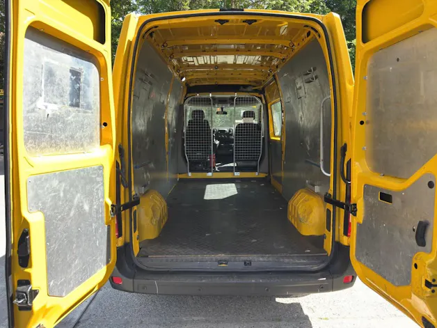 Renault Master T35 2.3dCi 130 L3H2