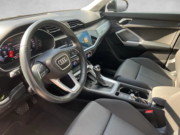 Audi Q3 40 TFSI advanced quattro S-tronic