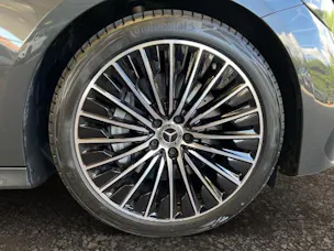 Mercedes-Benz E 200 T 9G-Tronic 4Matic