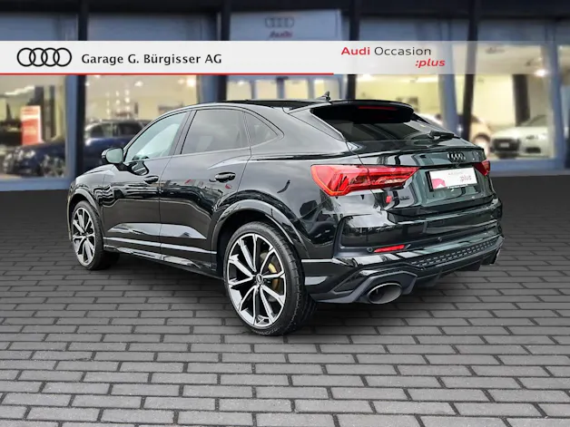 Audi RS Q3 Sportback quattro S tronic Mythosschwarz Metallic