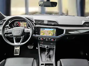 Audi RS Q3 Sportback quattro S tronic Mythosschwarz Metallic