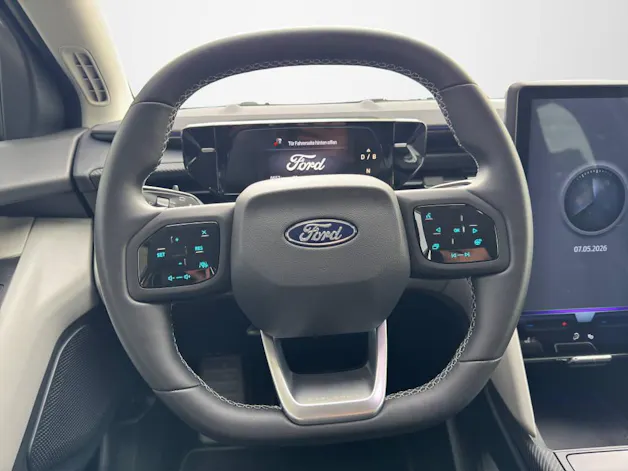 Ford Explorer Extended Range Premium AWD