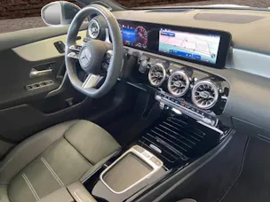 Mercedes-Benz A 250 e EQ Star 8G-DCT
