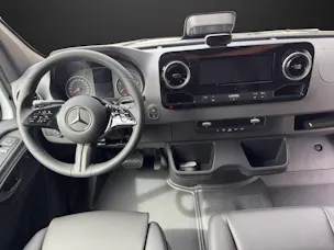 Mercedes-Benz Sprinter 317 CDI Standard 9G-TRONIC