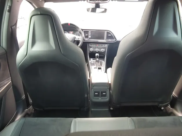 SEAT Leon 2.0 TSI Cupra 300 DSG