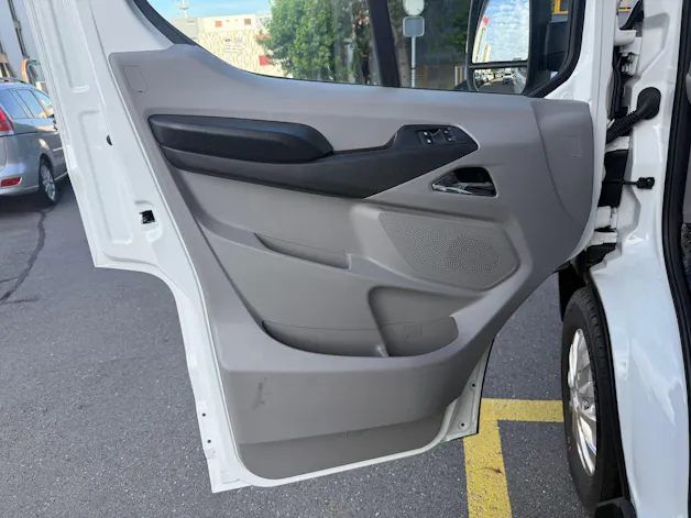 Maxus Deliver 9 2.0D L4 RWD Luxury