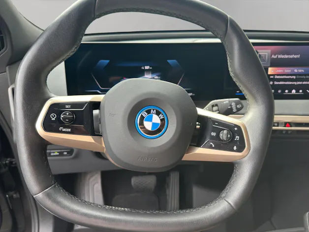 BMW iX xDrive50