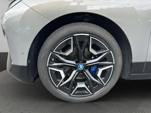BMW iX xDrive50