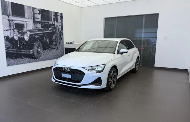 Audi A3 Sportback TFSI 110 kW S line Attraction S tronic
