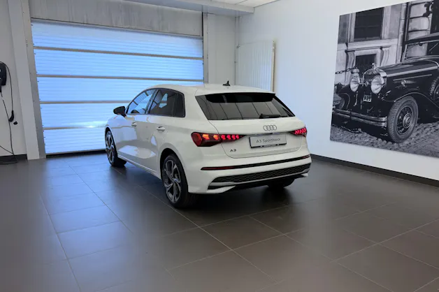 Audi A3 Sportback TFSI 110 kW S line Attraction S tronic