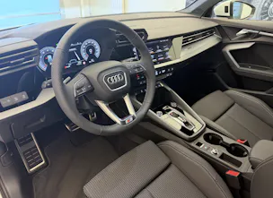 Audi A3 Sportback TFSI 110 kW S line Attraction S tronic