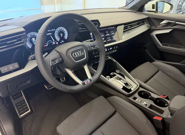 Audi A3 Sportback TFSI 110 kW S line Attraction S tronic