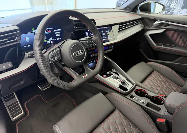 Audi S3 Sportback TFSI quattro S-tronic