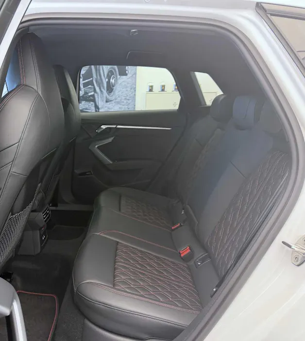 Audi S3 Sportback TFSI quattro S-tronic
