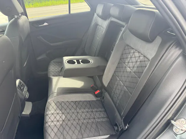 VW T-Roc 2.0 TSI R-Line DSG 4Motion