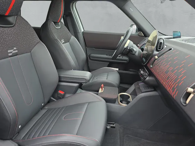 Mini Countryman John Cooper Works ALL4 U25 2.0i (CH)