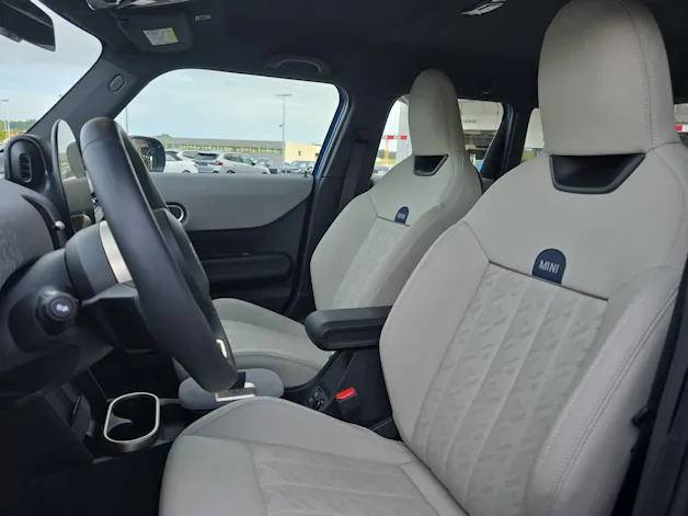 Mini Cooper C F65 1.5i (CH)