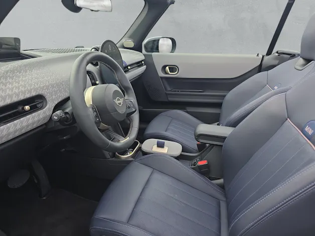 Mini Cooper S Cabrio F67 2.0i (CH)