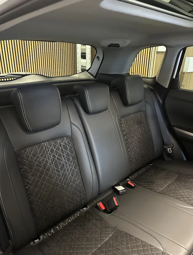 Suzuki Vitara 1.4 T Sakura Top Hybrid 4x4