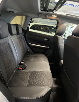 Suzuki Vitara 1.4 T Sakura Top Hybrid 4x4