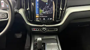 Volvo XC60 T8 eAWD Momentum Geartronic