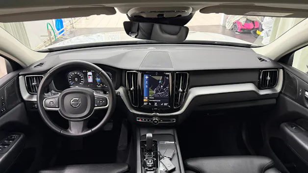 Volvo XC60 T8 eAWD Momentum Geartronic