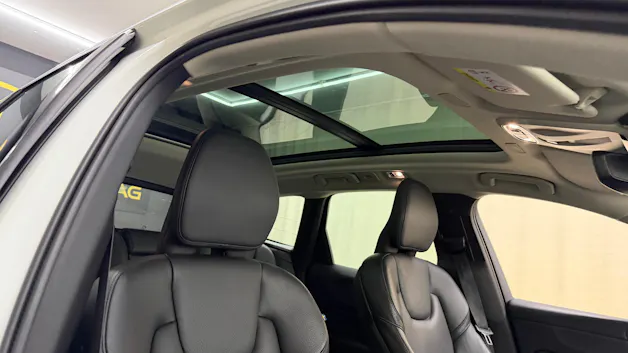 Volvo XC60 T8 eAWD Momentum Geartronic