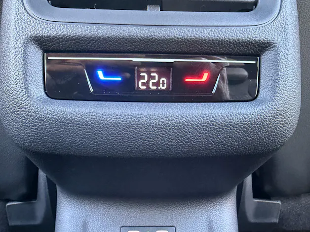VW T-Roc 1.5 eTSI mHEV R-Line DSG