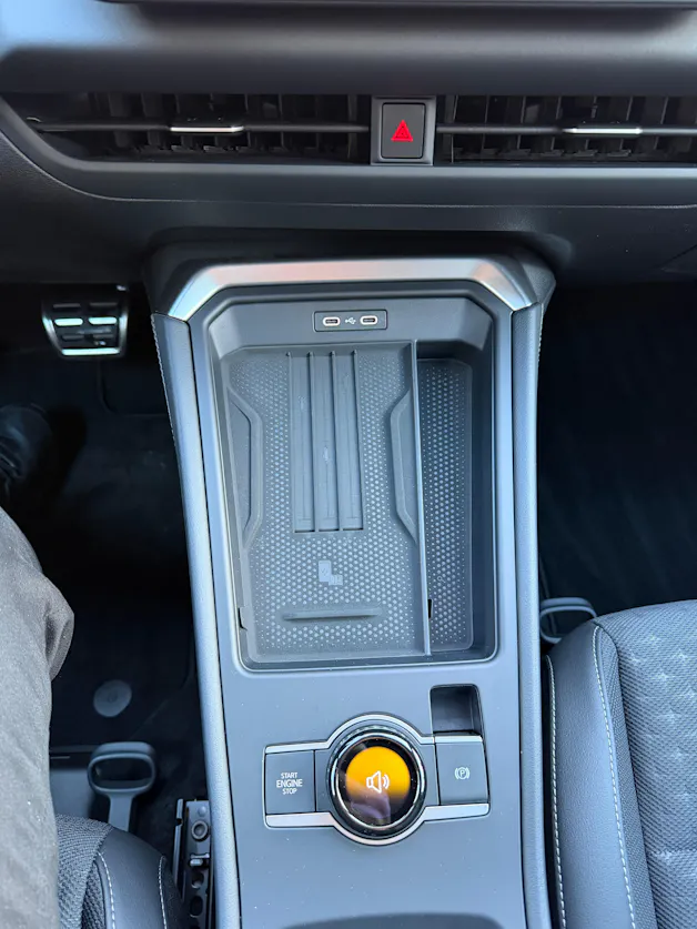 VW T-Roc 1.5 eTSI mHEV R-Line DSG