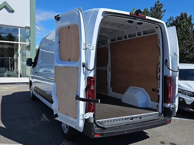 Renault Master T35 2.3 Blue dCi 135 L3H2