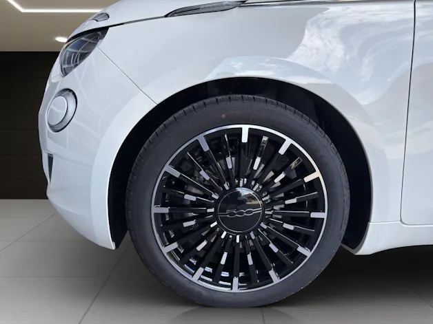 Fiat 500 1.0 Cabrio Hybrid La Prima