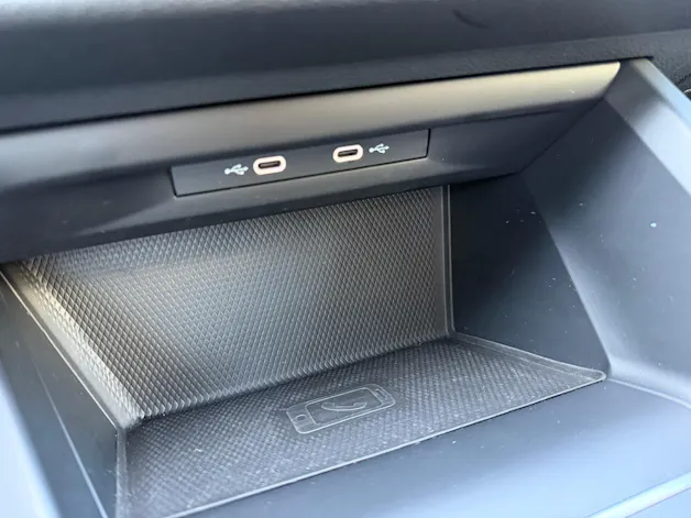 VW Golf 2.0 TDI Life DSG 4Motion