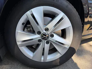 VW Golf 2.0 TDI Life DSG 4Motion