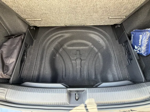 VW Golf 2.0 TDI Life DSG 4Motion